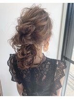 ニド(2do)&nbsp;くくりポニーアレンジ