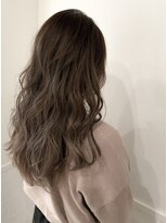 ネオリーブ チロル 横浜西口店(Neolive CiroL.)&nbsp;外国人風　垢抜け　透け感アッシュグラデーション