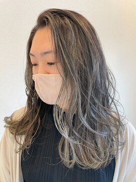 ウル(uLu.) 【透け感×白髪ぼかし】セピアグレージュ