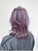 レイヤーカット×ラベンダーカラー