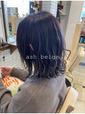 *ash beige*