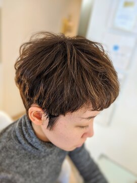 カラーラバー 学芸大学(COLOR LOVER) ショート&ポイントハイライト&メンズライク/20代30代40代50代