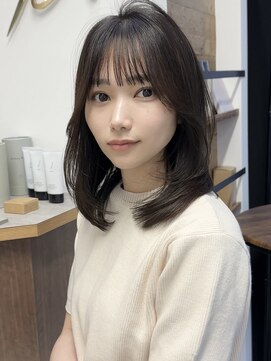 ビュー フクオカ(VIEW FUKUOKA) 小顔レイヤーカット×ナチュラルグレージュ30代40代50代