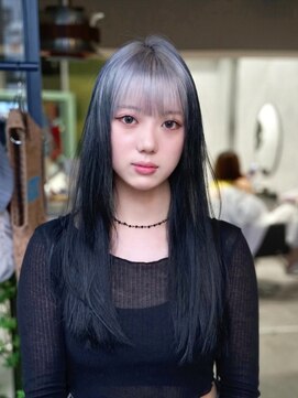 クペウ ローウェン(cope'u ROWEN) 渋谷/ウルフカット  デザインカラー ルーツカラー エンドカラー