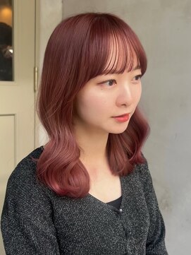 シエカ(CIECA.) 黒髪/ボブルフ/ネビージュ/小顔/ワンレン/スペインカール