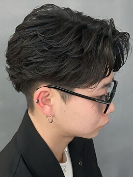 バース バイ ハピネス(BIRTH by happiness) 奈良men'sフェザーパーマ フェザーショート