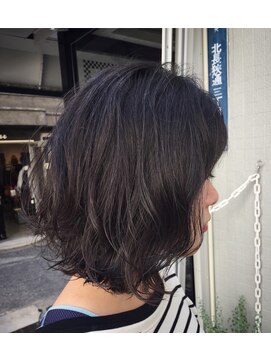 エヴリンアンドペイジ(Evelyn&paige) 抜け感パーマ