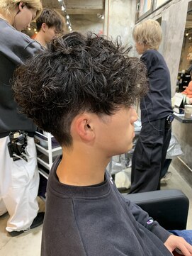 カーニー 上野(kearny) メンズマッシュ/スパイラルパーマ/プードルパーマ/波巻き