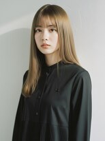 コトナ 越谷店 ロングヘアー/透明感ベージュカラー/小顔ウルフレイヤー/越谷