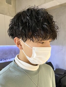 エリマバイフィフス 調布(elima by fifth) 調布メンズパーマツイストスパイラルパーマ波巻きパーマツイスパ