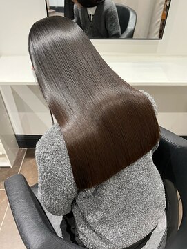 バロックトーキョー(BAROQUE TOKYO) 髪質改善/縮毛矯正/酸熱トリートメント【表参道原宿美容室】