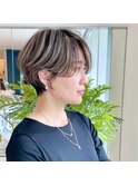 30代40代50代耳かけショート前髪なしハンサムショートカット