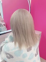 ロサ ファイブヘアー(Rosa..5Hair)&nbsp;ボブとの相性◎柔らか質感ホワイトミルクティー！