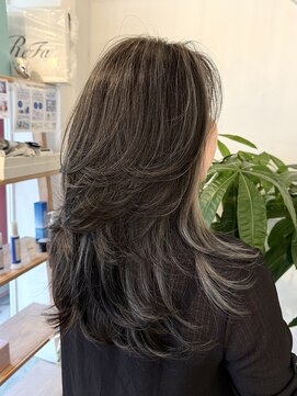 ピークスヘア(peaks hair) 白髪ぼかしハイライト ハイライト ミディアムレイヤーカット