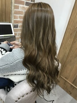 イズ 札幌店(is) ハイライトベージュ