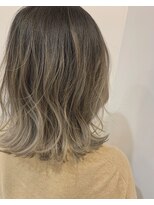 ロロネー 梅田(Lolonois)&nbsp;【Lolonois梅田】ミルクティーグラデーション☆（岡崎美咲）