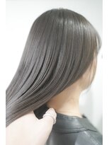 ネイヴィル(navile)&nbsp;抜け感スタイル　髪質改善　ストレート　２０代/３０代/４０代