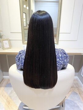 アンド ラ ブランシュ(&.La Blanche) 縮毛矯正/ストレート/くすみブルー/テラコッタ/大宮/髪質改善/