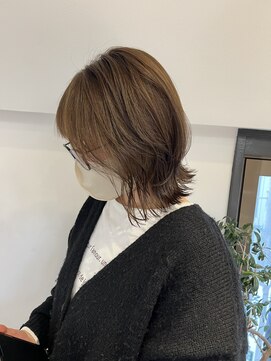 トレス(TRESS) スウィングショート くびれボブ レイヤーボブ オリーブブラウ