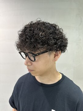 レタッチ バイ フィフス 天神大名(RETOUCH by fifth) プードルパーマハードスパイラルパーママッシュメンズパーマ束感