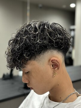 ビーテックバイゼン スライ(B TECH by Zen sly) ツイストスパイラルパーマ