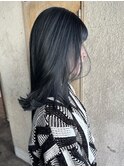 ブルーブラックミディアムボブ丸型卵型ネイビーカラーブリーチ