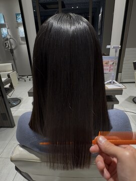 アース オーセンティック 新浦安店(EARTH Authentic) ミディアムストレート