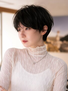 サーカス バイ ビュートリアム 青山(CIRCUS by BEAUTRIUM) マッシュショート ダークアッシュ 似合わせカット