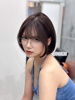 ロムーク 表参道(LOMKH)&nbsp;小顔ロングレイヤーカット顔周り冬グレージュカラー透明感カラー