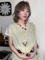 丹&nbsp;Khaki beige/Bob layer.