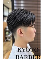 バーバーショップテト(barber shop tete)&nbsp;テーパーフェード/センターパート/フェザーパーマ