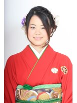 アールザビビット(R The Bibitto) 【成人式】サイド編み込み 愛らしいヘアーアレンジ