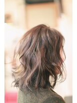 スリースリーナイン ヘアーアンドメイク(339 hair&make)&nbsp;思わず触りたくなってしまう柔らかそうな質感になるカットカラー
