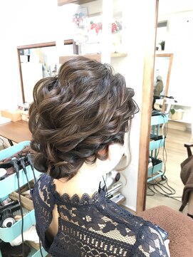 ロカット サロン(Roquat Salon) ウェーブシニヨンアレンジ  【ヘアアレンジ 立川/立川南口】