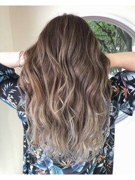 ルーチェ(luce) バレイヤージュカラー！デザインカラー