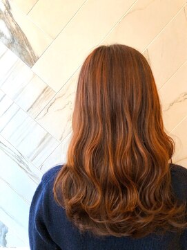 ジーナ 池袋(Zina) 【Zina　池袋】イメチェン毛先パーマ耳かけ×フォギーベージュ