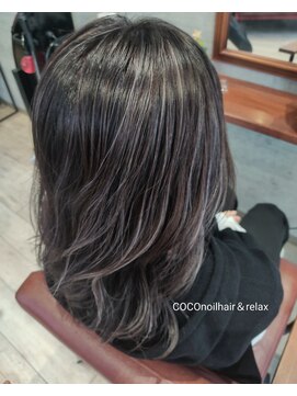 ココノイル ヘア アンド リラックス(COCOnoil hair&relax) 細めのホワイトメッシュ