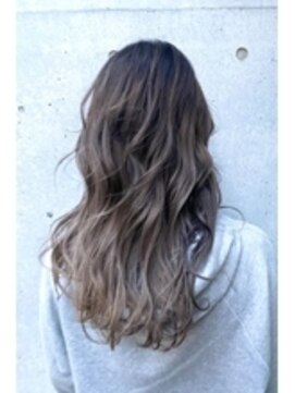 ルフュージュ リッタ(Refuge litta) グレージュカラー