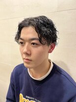 グレイスフル バーバープラチナム 六本木店(Graceful Barber platinum)&nbsp;スパイラルパーマ/センターパート/ツーブロック/束感