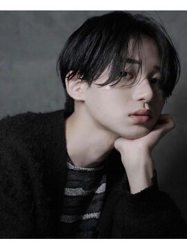 シン(syn) センターパート