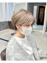 ラウル(Laulu) ホワイトベージュ× ハンサムショート◎