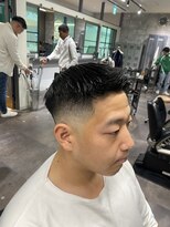 フランクスバーバーリベラルド 横浜(FRANK'S BARBER LIBERALD)&nbsp;フェザーアップ/フェードカット１/ミドルスキンU