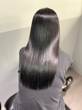 ジーニーホリエ(Geniee horie) -Aesthetic- 129.style- うる艶ブラック/髪質改善ver.