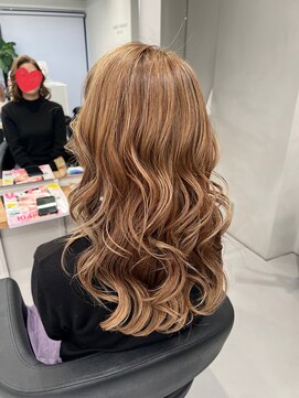 バルベストーキョーサウス(BARBES TOKYO SOUTH) 明るい白髪染め【清板】