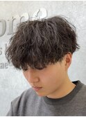 くるくるしない縦落ちツイストスパイラルパーマ