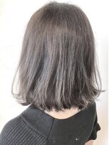 フレイムスヘアデザイン(FRAMES hair design)&nbsp;外ハネ+内巻きワンカールボブ×透け感グレージュ