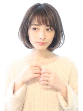 レウナ 外苑前(Reuna) 30代40代に人気ワンカールボブで大人綺麗なスタイル