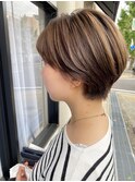 柔らかベージュ×ショート