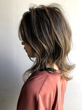 マーノプラス(mano+) コントラストハイライトとミディアムウルフ