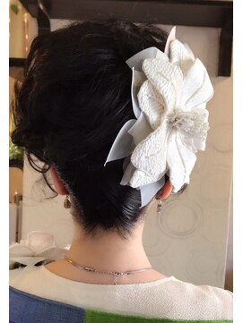 アクアマリン8810 ハチハチイチゼロ(AQUA MARINE 8810) 大人可愛いココアベージュグレージュカラーボブウルフ黒髪